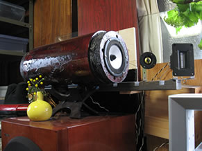 M’s system波動スピーカー MS100改 ONKYOサブウーファーの上に載っている。 画像